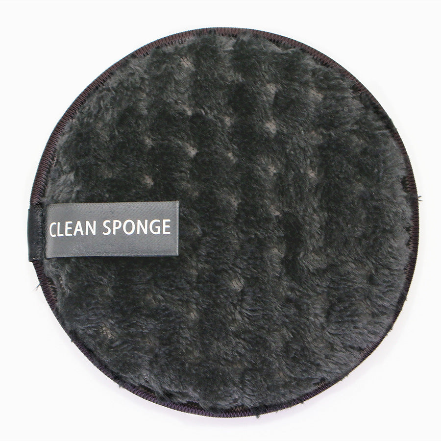 Reusable cleansing puff — Black; 1 reusable cleansing puff