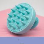 Palm scalp brush — Blue; 1 scalp brush in your selected color