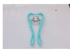 Six-wheel manual roller — New Thumb Blue; 1 blue thumb-style manual massage tool