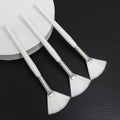 Fan applicator brush — White Penholder White Hair; 1 fan applicator brush