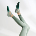 Full-toe studio grip socks — Green; 1 pair of grip socks