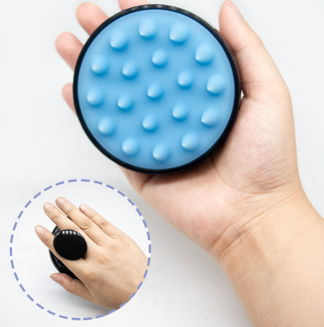 Palm scalp brush — supplier detail and usage photo