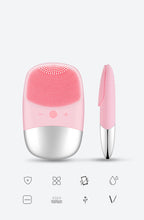 USB cleansing brush — supplier detail and usage photo