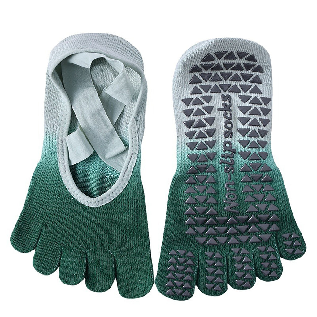 Full-toe studio grip socks — supplier detail and usage photo