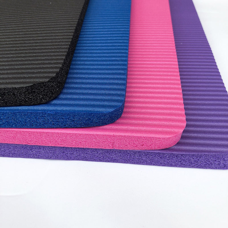 Cushioned practice pad — supplier detail and usage photo
