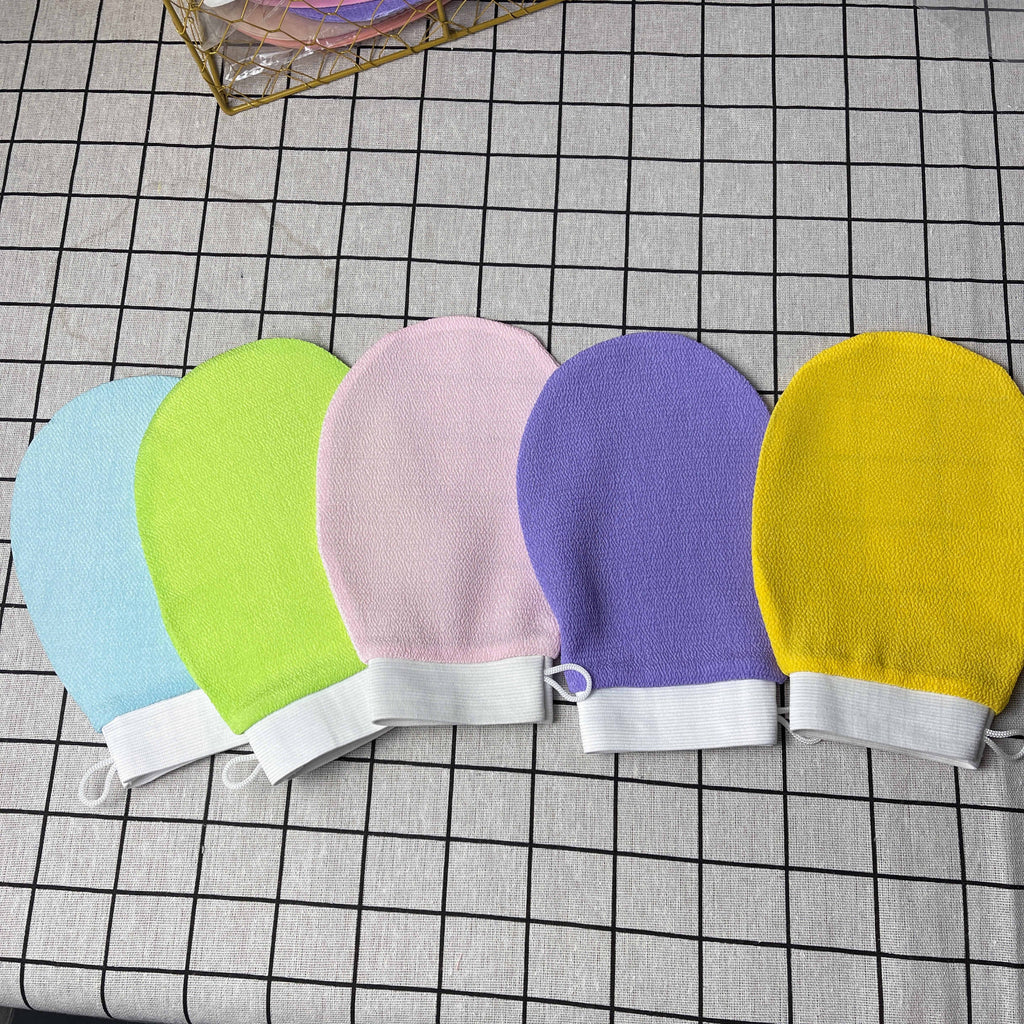 Exfoliating bath mitt — supplier detail and usage photo