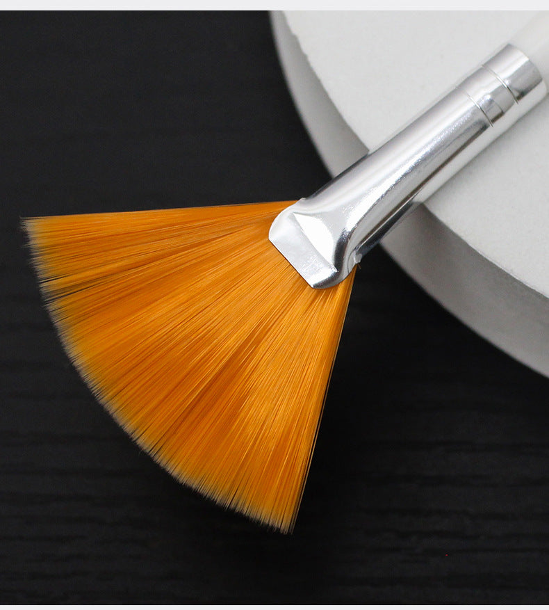 Fan applicator brush — supplier detail and usage photo