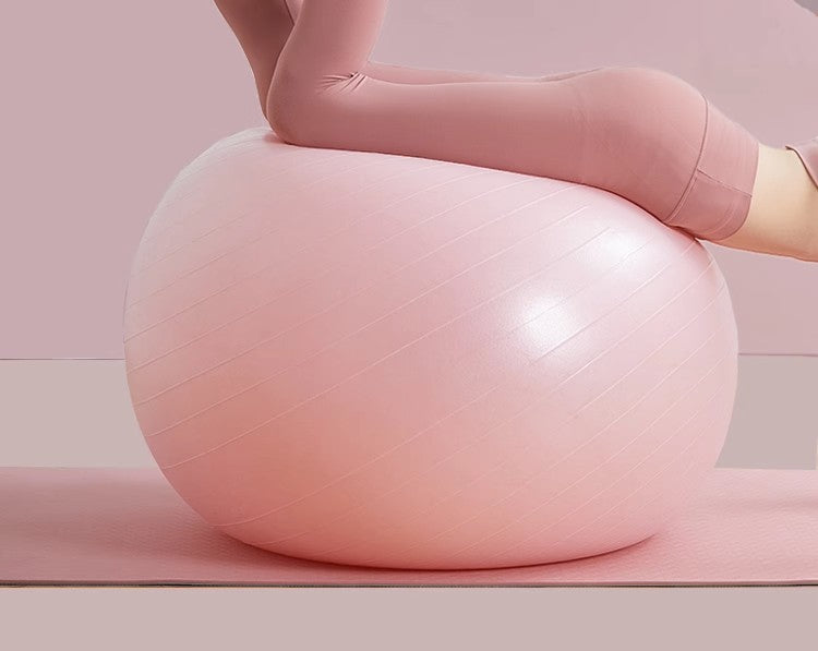 Inflatable practice ball — supplier detail and usage photo